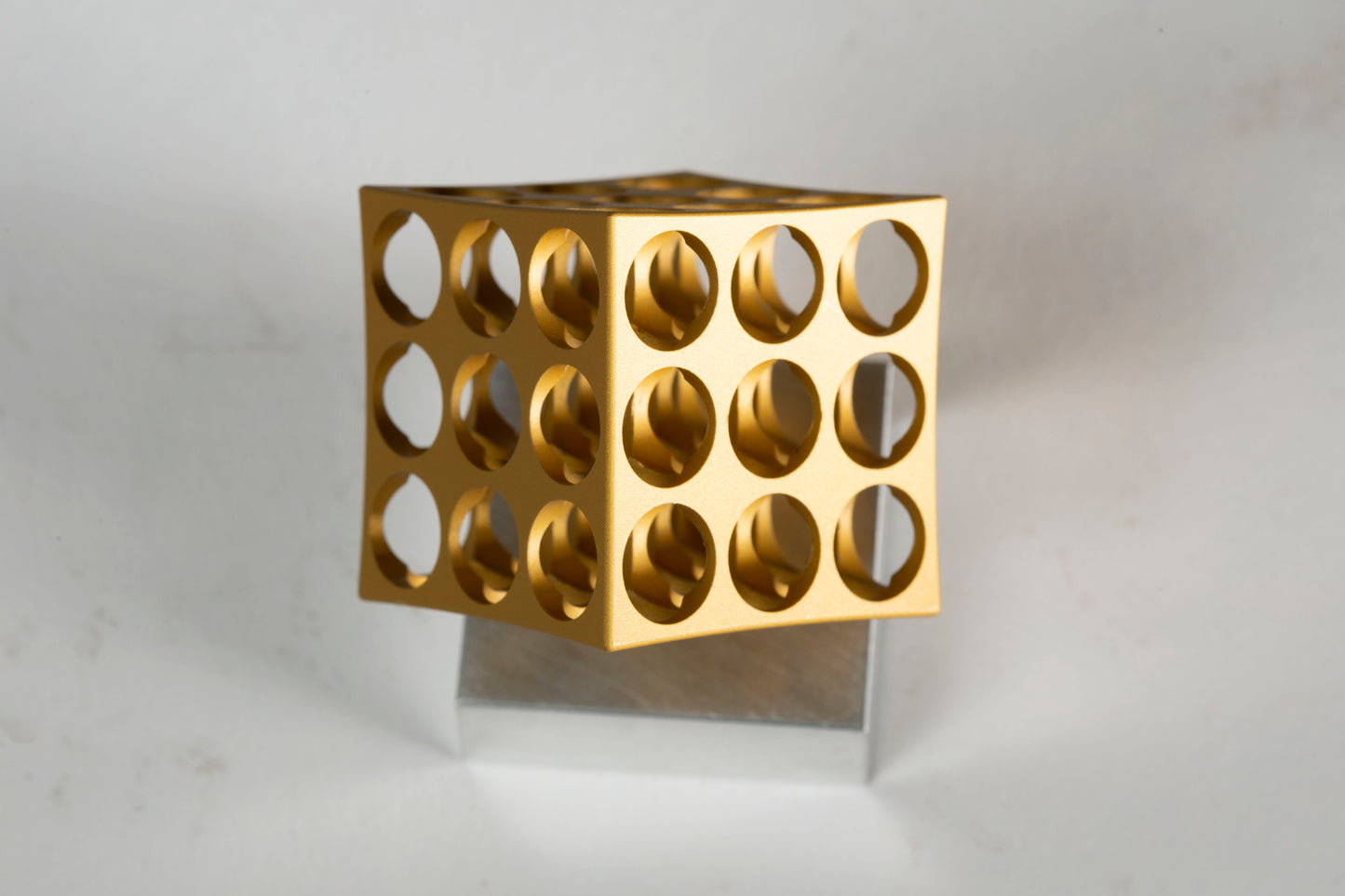 Versicube with Stand